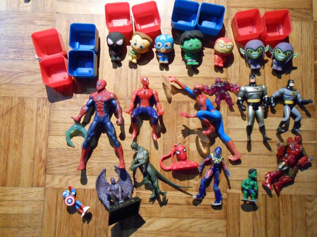 Figurines super héros Marvel et puzzle palz, superman batman, Enlèvement, Utilisé