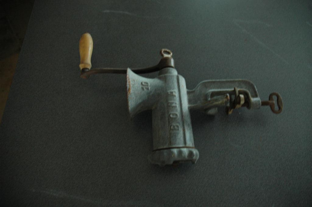 oude vleesmolen, Enlèvement