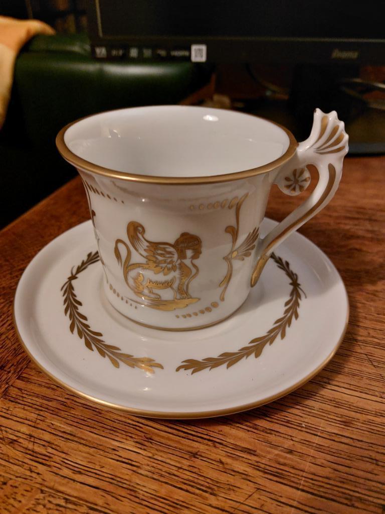 tasse et sous-tasse de collection, Antiquités & Art, Enlèvement