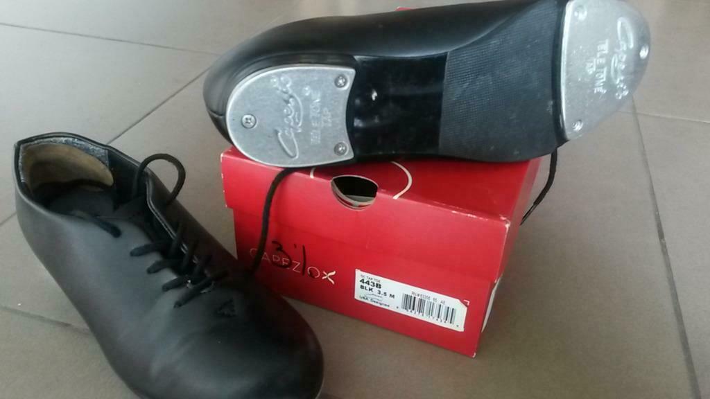 Claquettes garçon Capezio, Garçon, Comme neuf, Chaussures de sport, Enlèvement