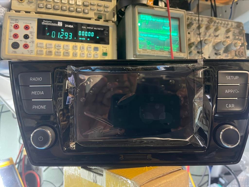 AUTORADIO NAVIGATION SKODA MIB2 GP REPARATION LCD TACTILE, Enlèvement ou Envoi, Skoda