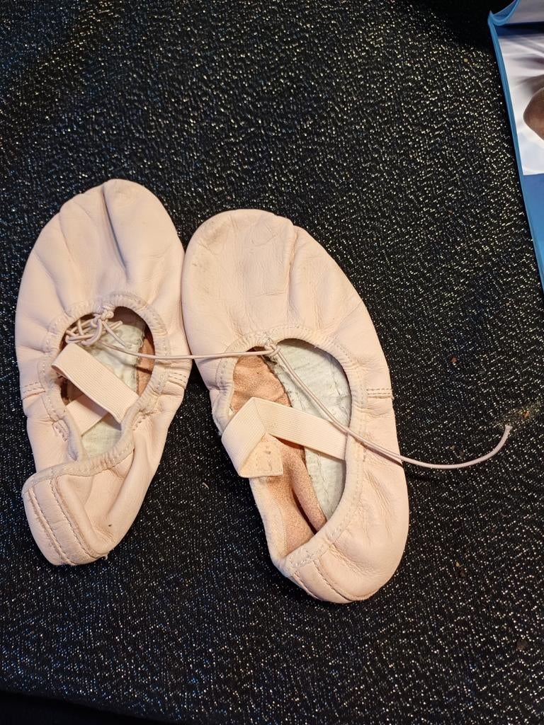 Ballet schoenen 32, Ophalen, Zo goed als nieuw