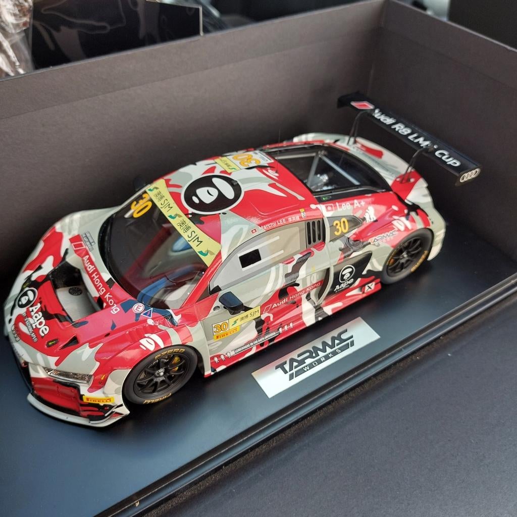 1/18 TARMAC WORKS Audi R8 LMS #30 FIA GT 2015., Ophalen of Verzenden, Nieuw