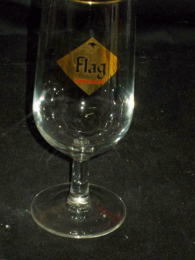 Bierglas. Flag Speciale. D 127, Ophalen of Verzenden, Gebruikt, Glas of Glazen, Overige merken