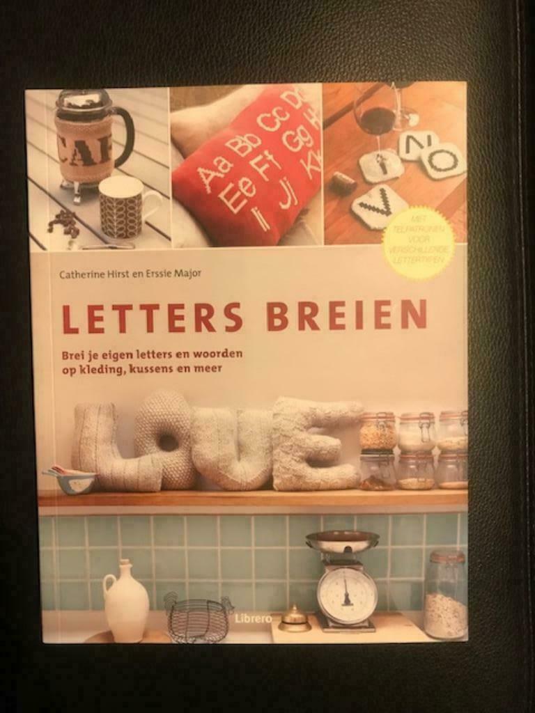*Boek: Letters breien - NIEUW, Ophalen of Verzenden, Nieuw, Breien en Haken