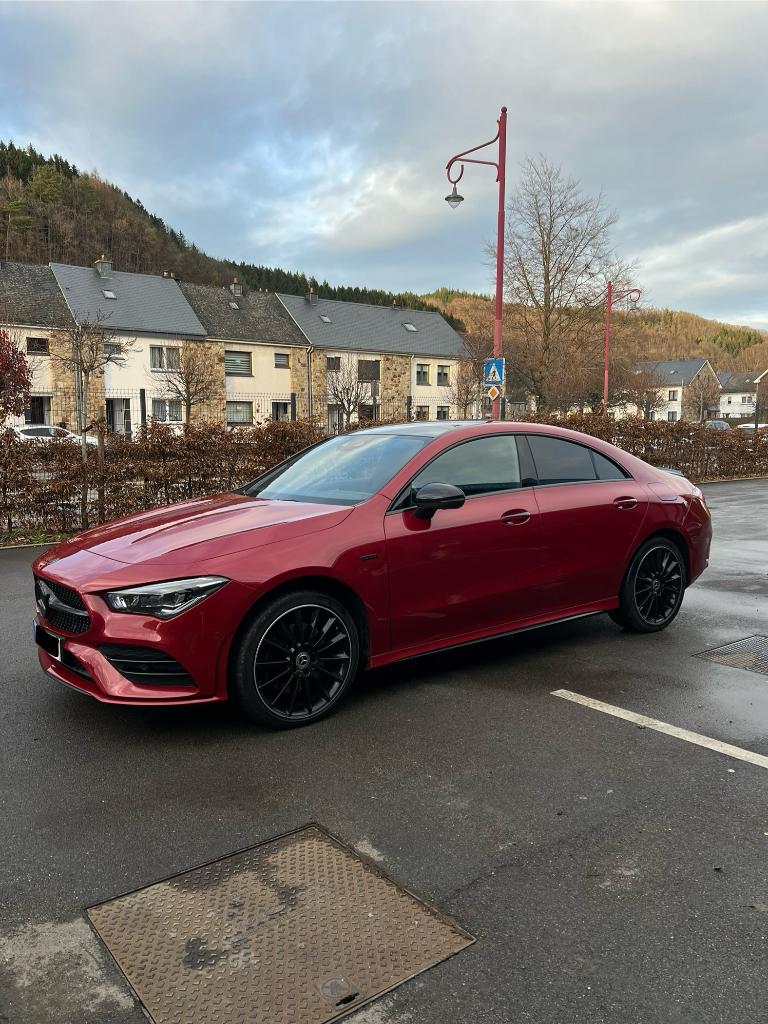 Mercedes Benz CLA 250e, Autos, Rouge, Achat, Euro 6, Entretenue par le concessionnaire