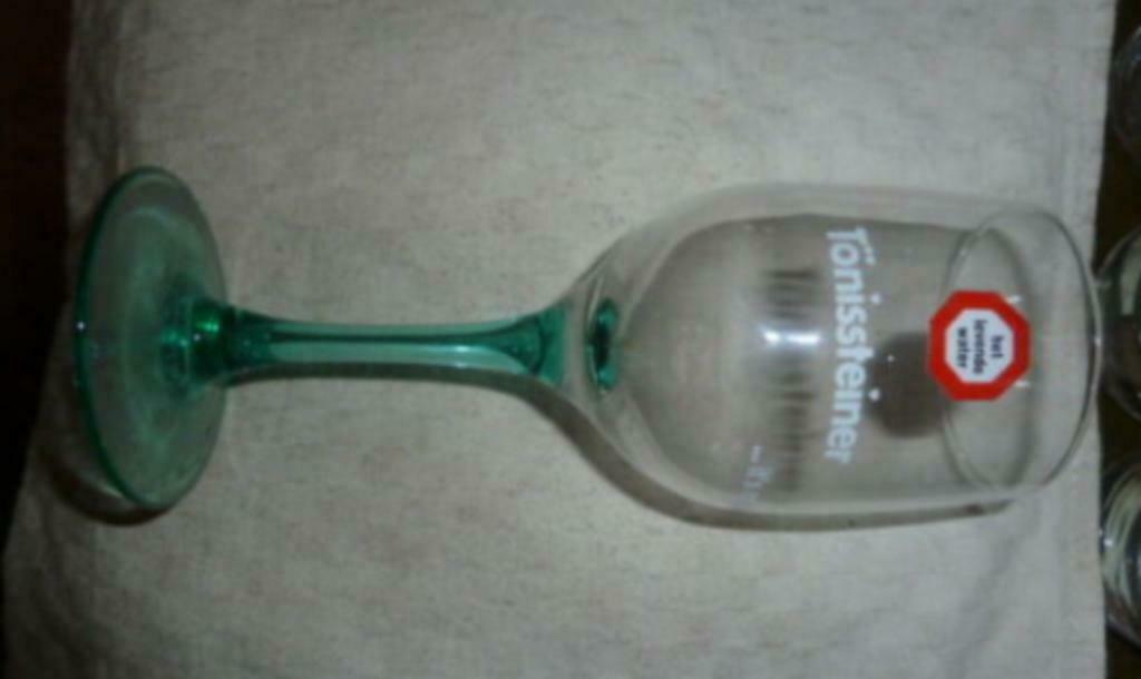 #L glas Het levende water TÖNISSTEINER ... it's my life, Ophalen of Verzenden, Nieuw, Waterglas