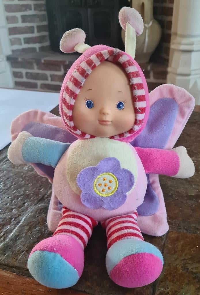 Poupée avec un son de papillon, Enfants & Bébés, Enlèvement