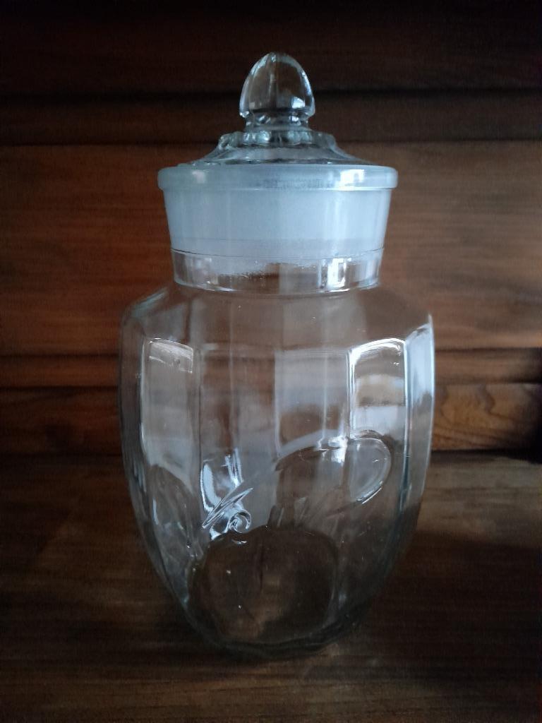 Antieke glazen Venz snoeppot, Ophalen