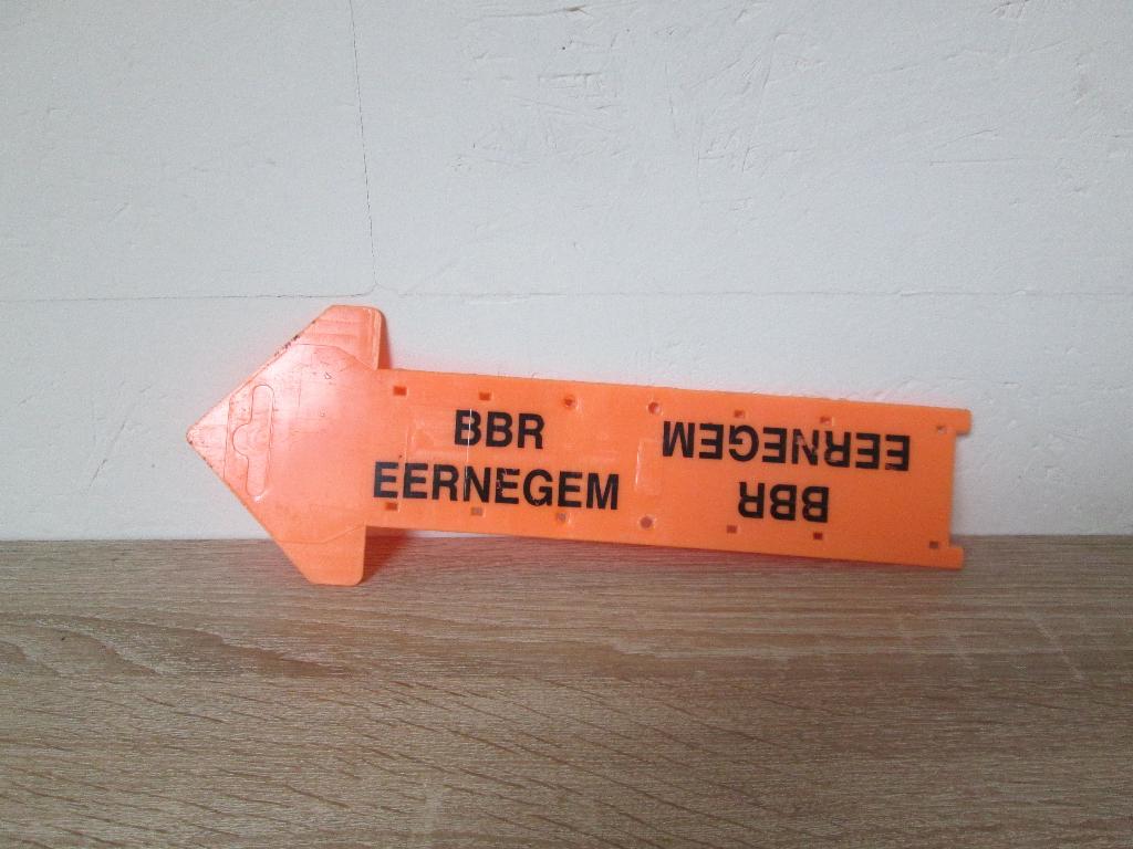 Pijlen, Ophalen, Zo goed als nieuw