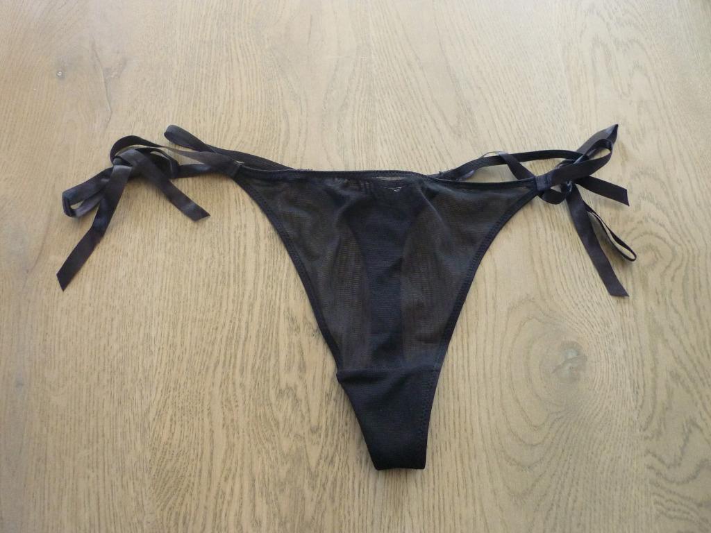 Zwarte doorschijnende voile smalle string satijnen lint M XS, Ophalen of Verzenden, String