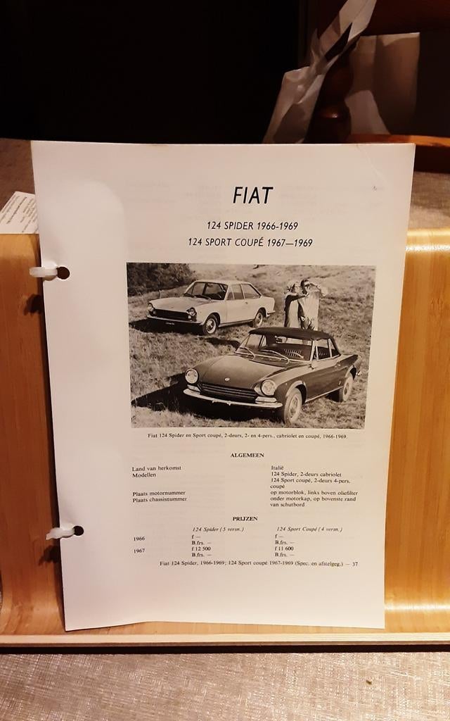 Fiat 124 sport coupe spider technische fiche, Ophalen of Verzenden