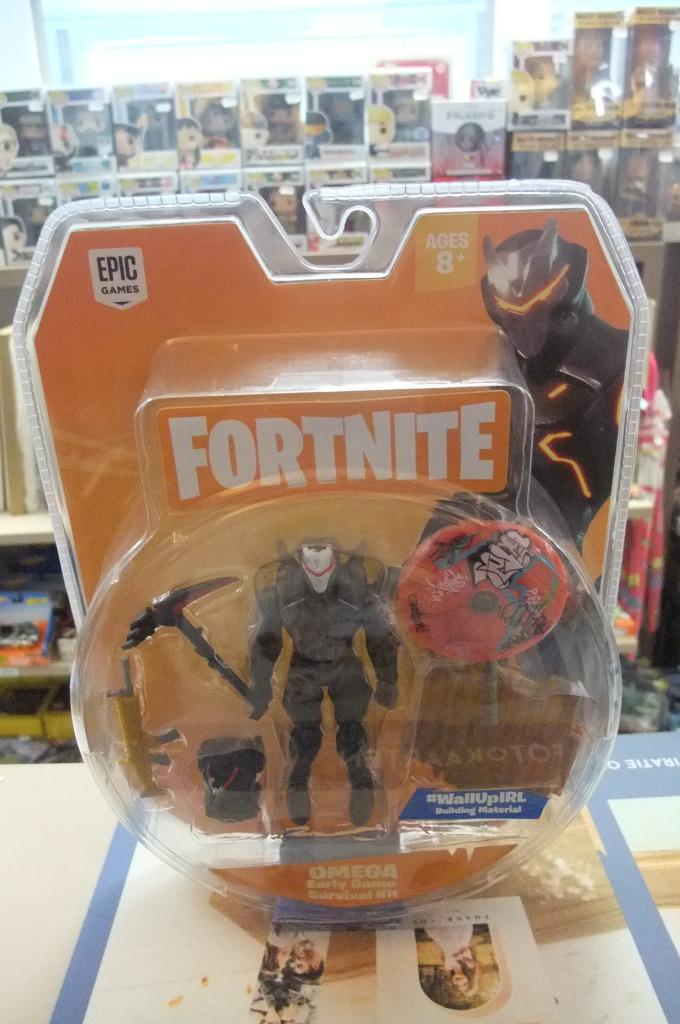 omega, Fortnite Early Game Survival Kit Figure Pack, Verzamelen, Poppetjes en Figuurtjes, Nieuw, Ophalen of Verzenden