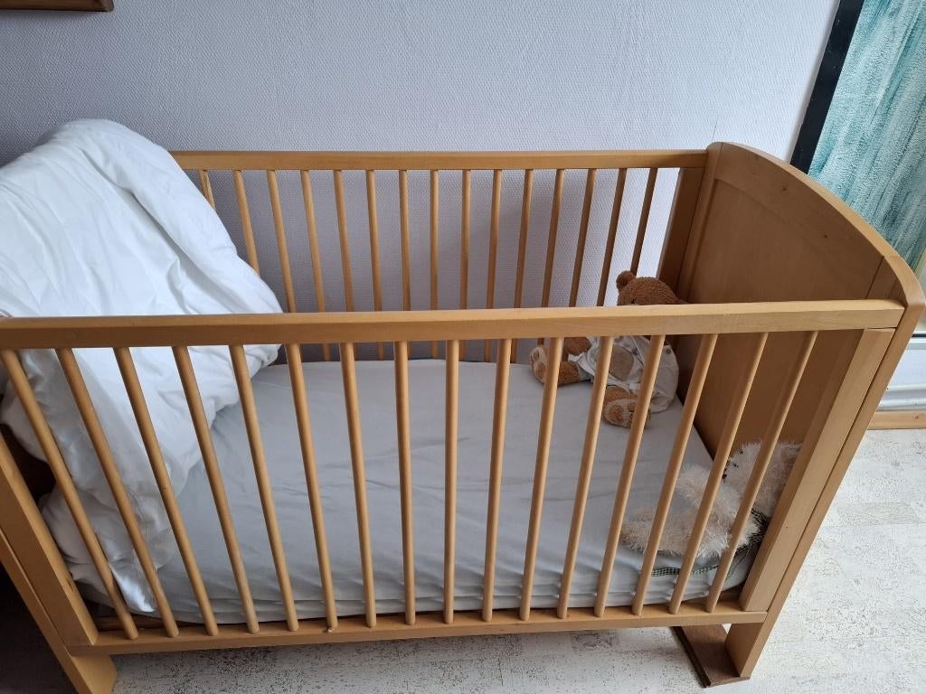 kinderbed, Ophalen, Gebruikt, Beige, 190 cm of minder