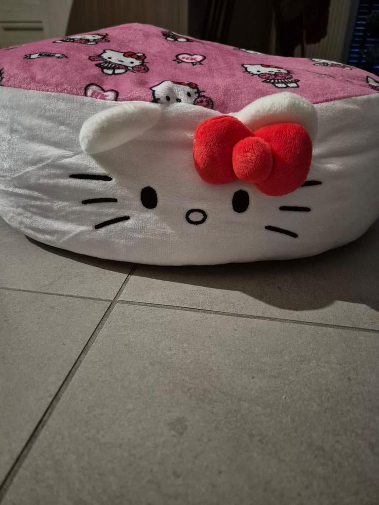 Nieuw donnut kussen hello kitty, Ophalen of Verzenden