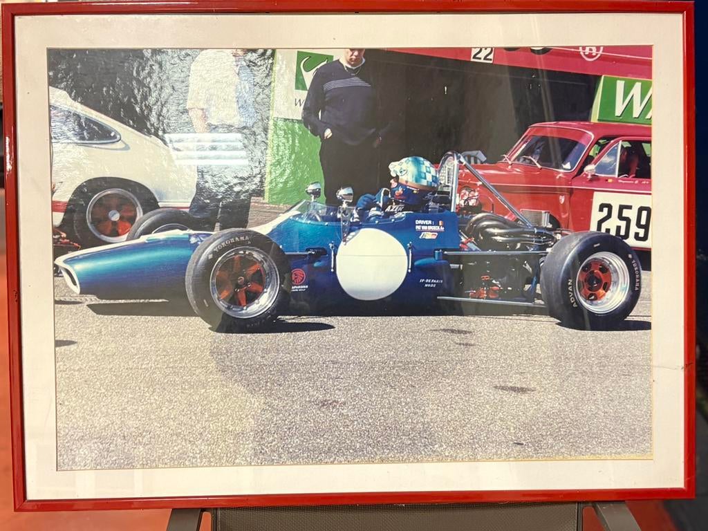 Châssis avec voiture de formule, Collections, Enlèvement