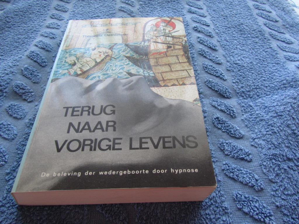 Terug naar vorige levens, Enlèvement, Utilisé, Thorwald Dehlefsen
