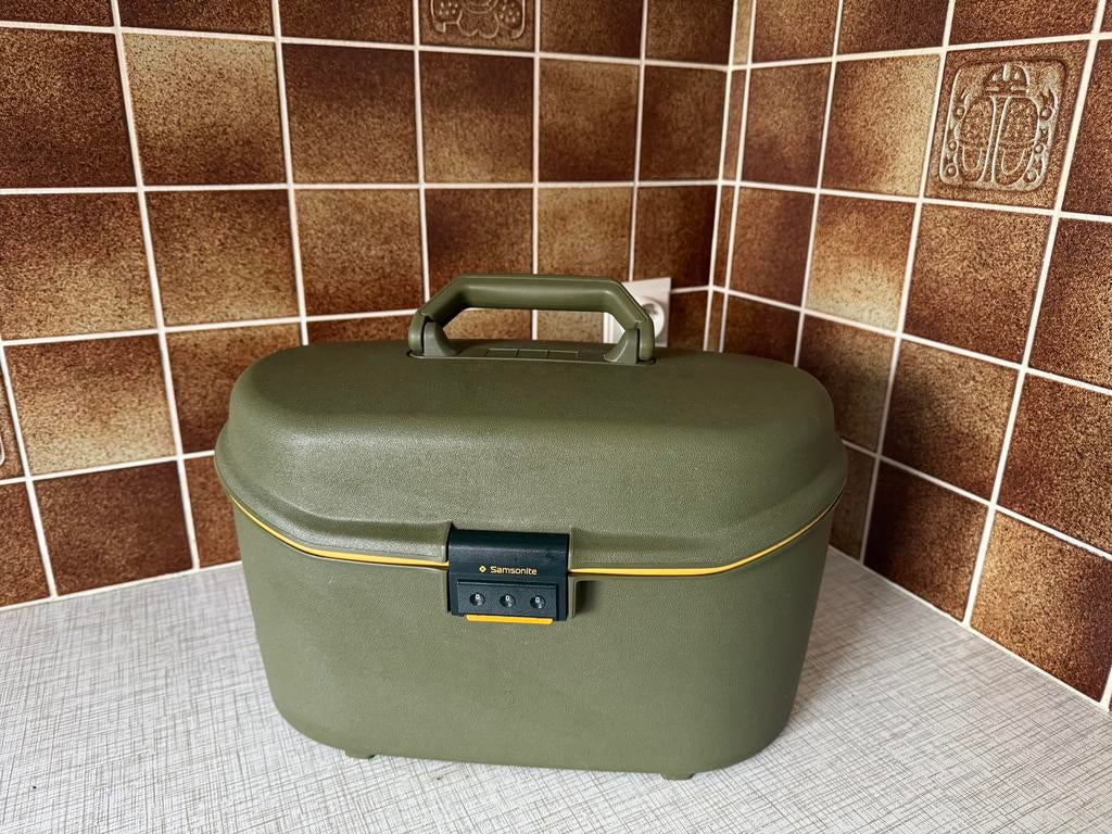 Trousse de beauté Samsonite, Bijoux, Sacs & Beauté, Boîtes de maquillage & Beauty case, Avec serrure, Comme neuf, Rigide, Vert