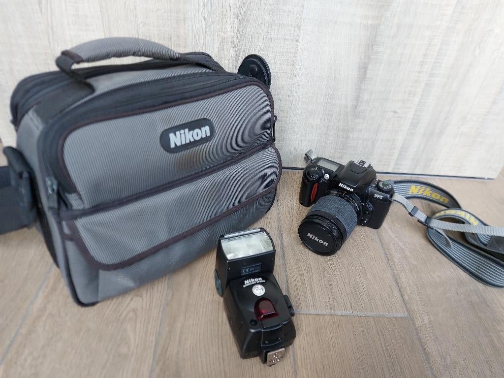 Nikon F65 + lens + flitser + fototas, Ophalen, Gebruikt, Spiegelreflex, Nikon
