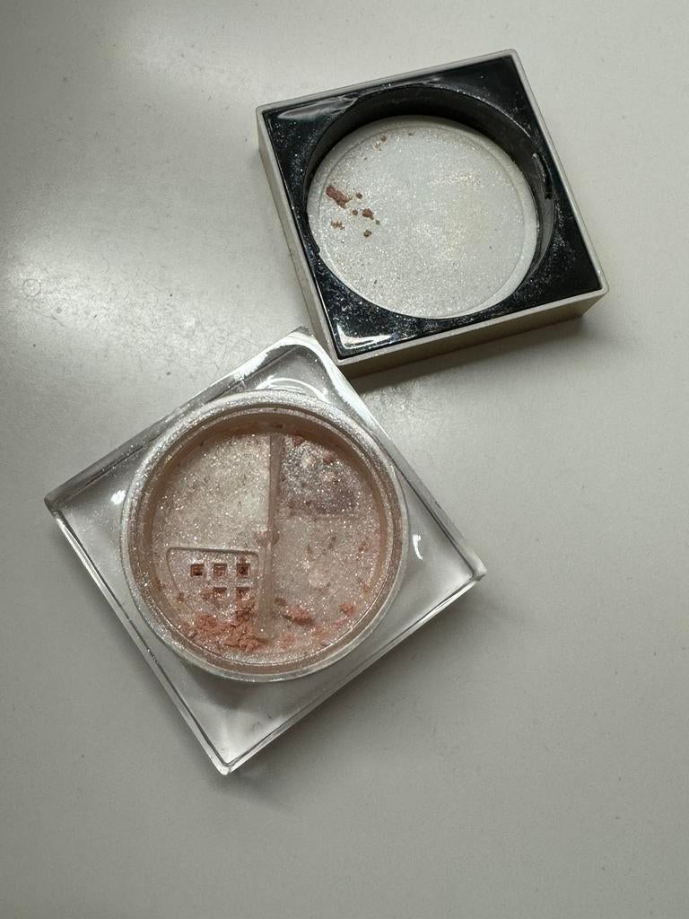 Loose Mineral Eyeshadow 'Princess Peach', Maquillage, Enlèvement ou Envoi, Rose, Comme neuf