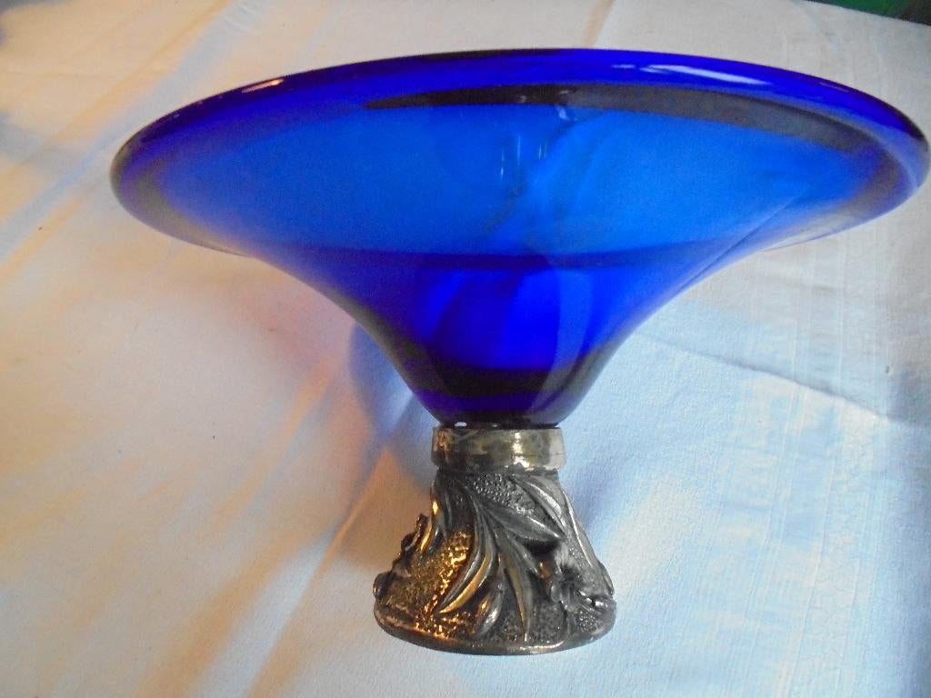 Vintage kobaltblauwe sierschaal op voet "La Meridiane ", Huis en Inrichting, Schaal, Ophalen of Verzenden, Ovaal, Glas