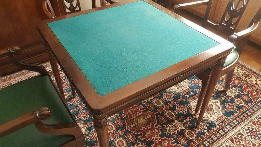 zeer mooie speeltafel met 4 bijhorende lederen zeteltjes., Antiek en Kunst, Ophalen