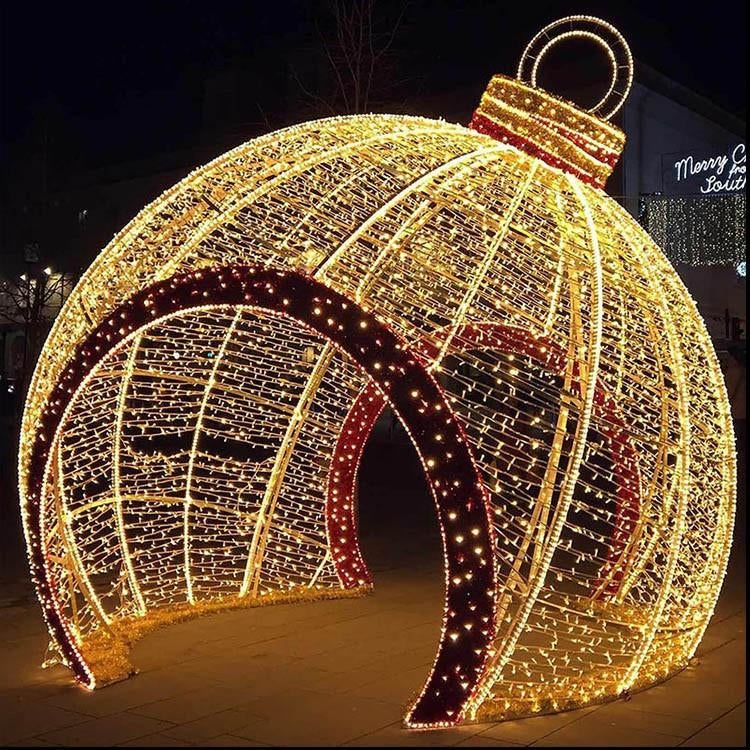Kerstbol met led verlichting 5m hoog, Ophalen of Verzenden