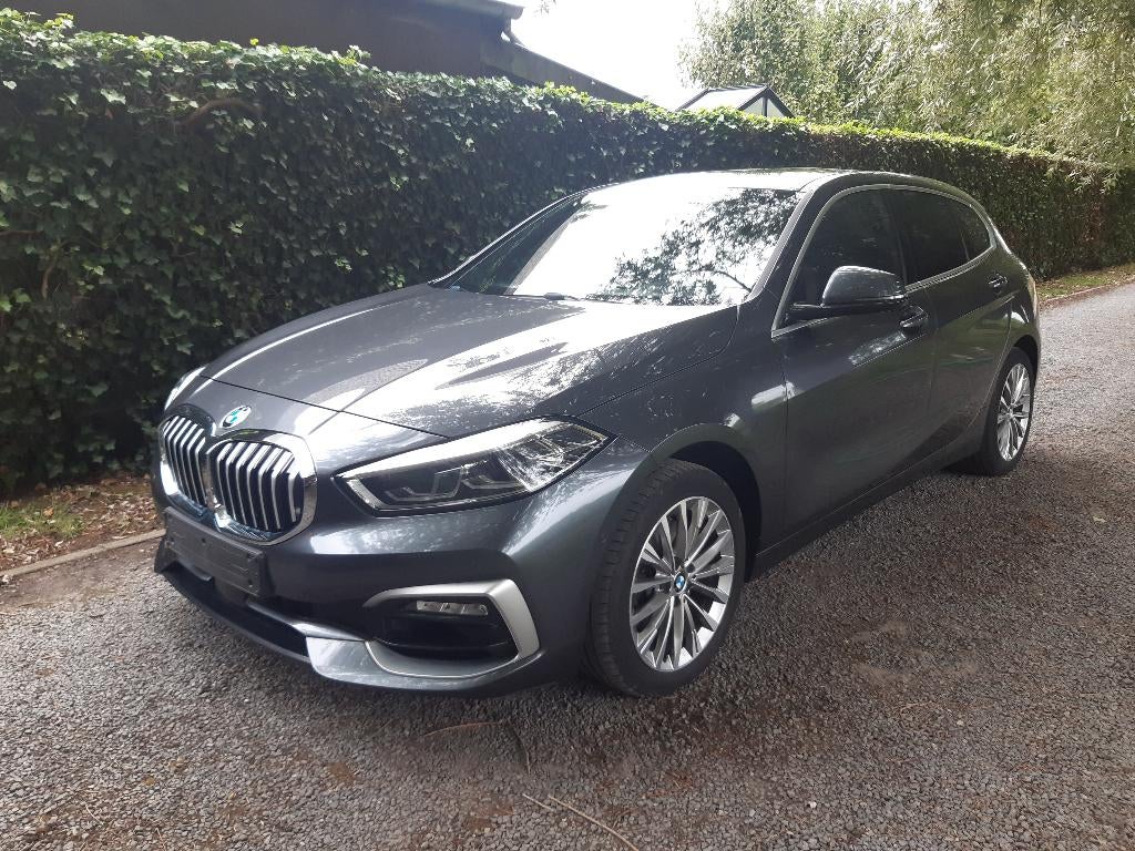 BMW 118i Aut. Luxury Line, Auto's, Dealer onderhouden, 1 Reeks, Leder, Bedrijf