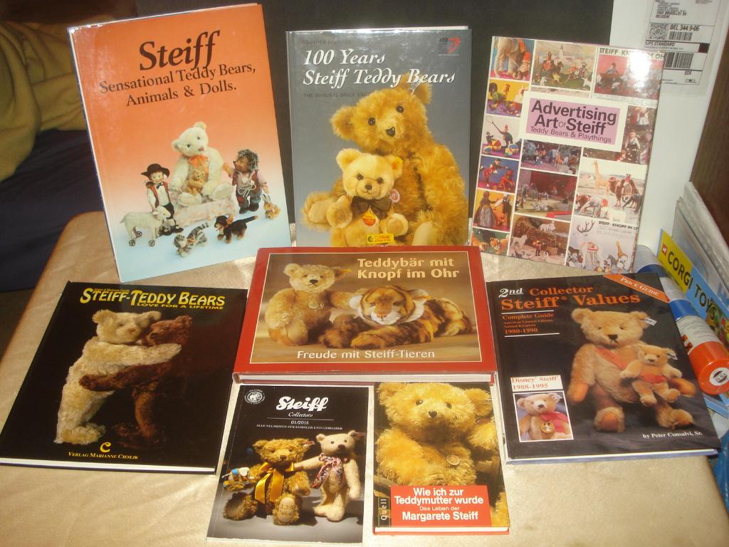 Lot de 8 Beaux Livres sur les Teddy Bears et Animaux STEIFF, Collections, Enlèvement ou Envoi, Comme neuf, Autres types, Steiff