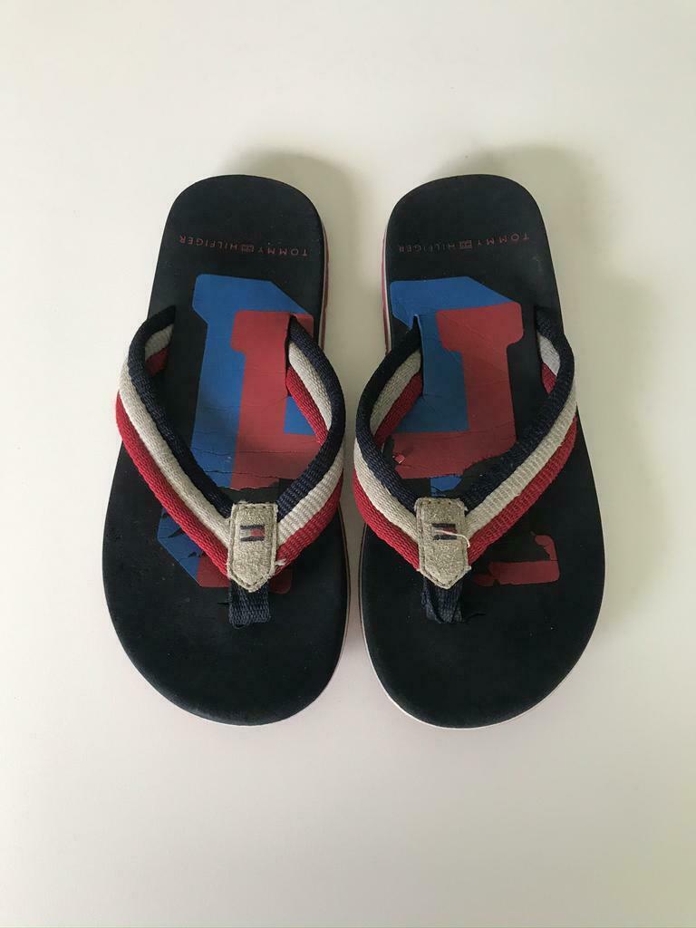 Tommy Hilfiger slippers 33-34, Enfants & Bébés, Vêtements enfant | Chaussures & Chaussettes, Enlèvement ou Envoi, Comme neuf, Tommy Hilfiger