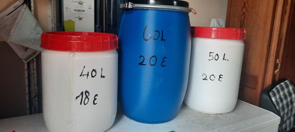 voederopslagtonnen 40-50 en 60 liter (nieuwstaat), Ophalen of Verzenden, Overige soorten