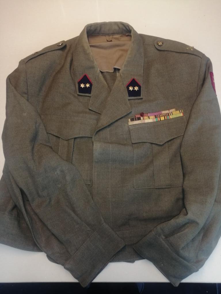 BELGIQUE - ABL - OFFICIER D'ARTILLERIE - VETERAN 2ème GUERRE, Ophalen of Verzenden, Landmacht, Kleding of Schoenen