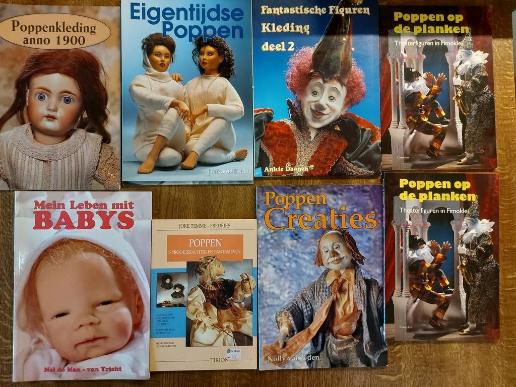 Boeken over poppen en kleedjes maken, Ophalen of Verzenden, Zo goed als nieuw