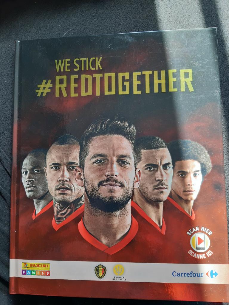 We stick redtogether album + volledige stickerset, Ophalen of Verzenden