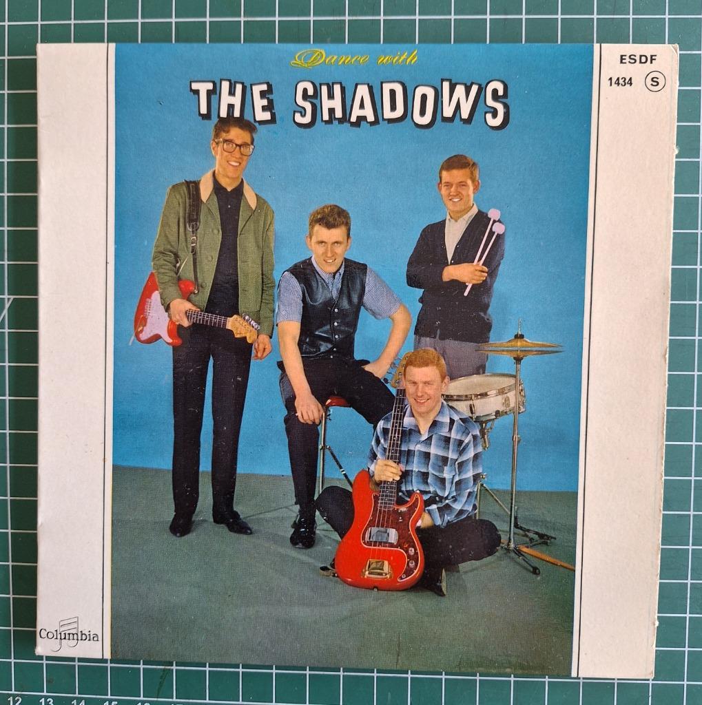 EP Shadows - sleepwalk, 7 inch, Ophalen of Verzenden, Zo goed als nieuw, Pop