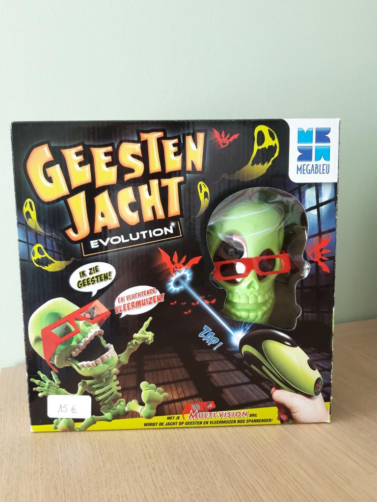 Geestenjacht evolution, Hobby en Vrije tijd, Ophalen, Zo goed als nieuw