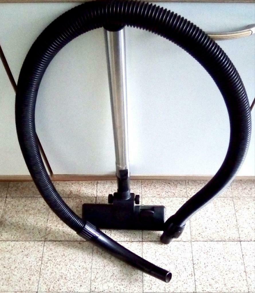 Brosses et tuyaux pour aspirateur, Enlèvement ou Envoi, Utilisé