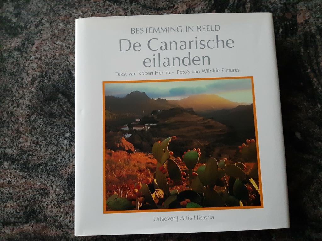 Boek de eilanden van de zon, Ophalen of Verzenden, Nieuw, Lannoo, Europa