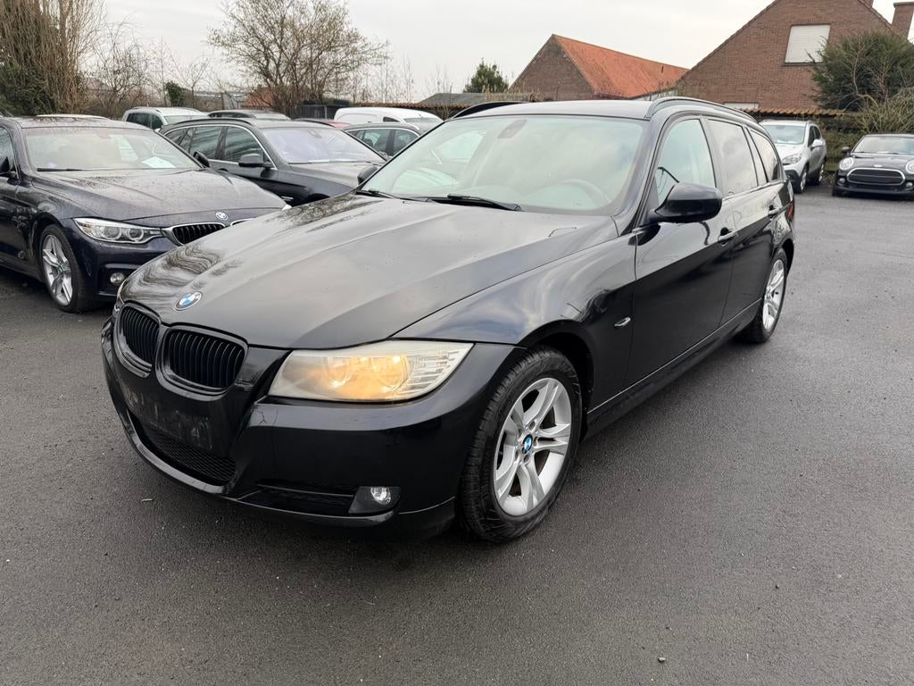 BMW 318 DIESEL 2.0 AUTOMAT EU5, Euro 5, Stof, 1995 cc, 4 cilinders