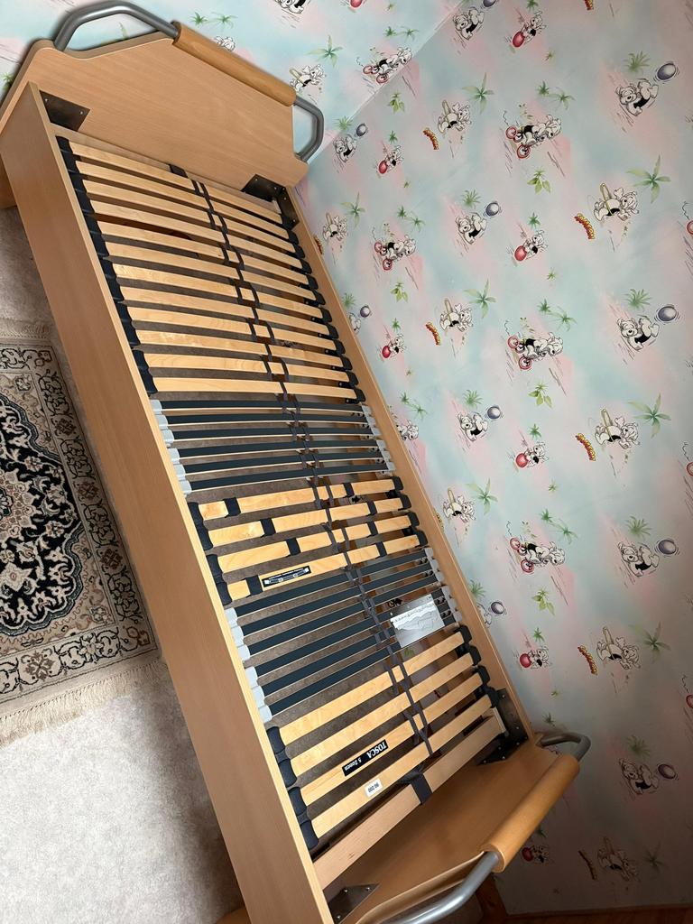 Bed, Enlèvement ou Envoi, Comme neuf