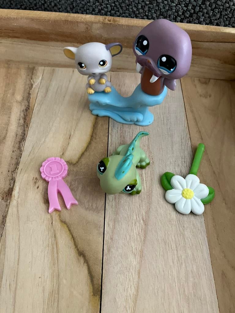 Littlest pet shop 3 animaux + accessoires, Enfants & Bébés, Enlèvement ou Envoi, Comme neuf