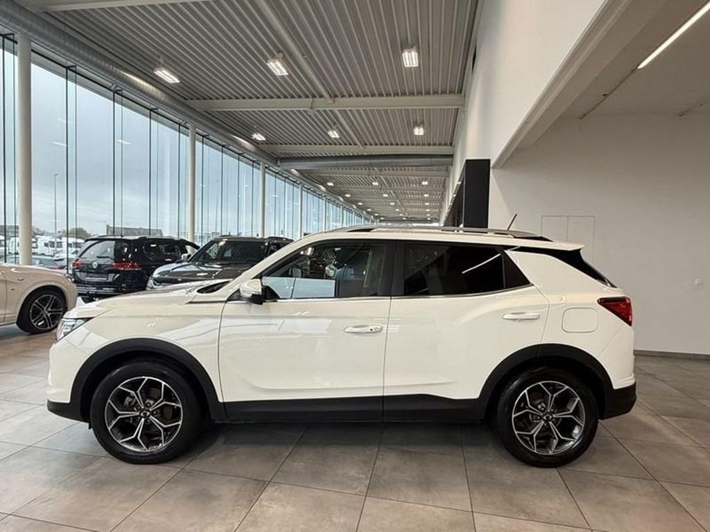SsangYong Korando T-GDI Amber 2WD, Autos, SsangYong, Achat, Boîte manuelle, Noir, 120 kW