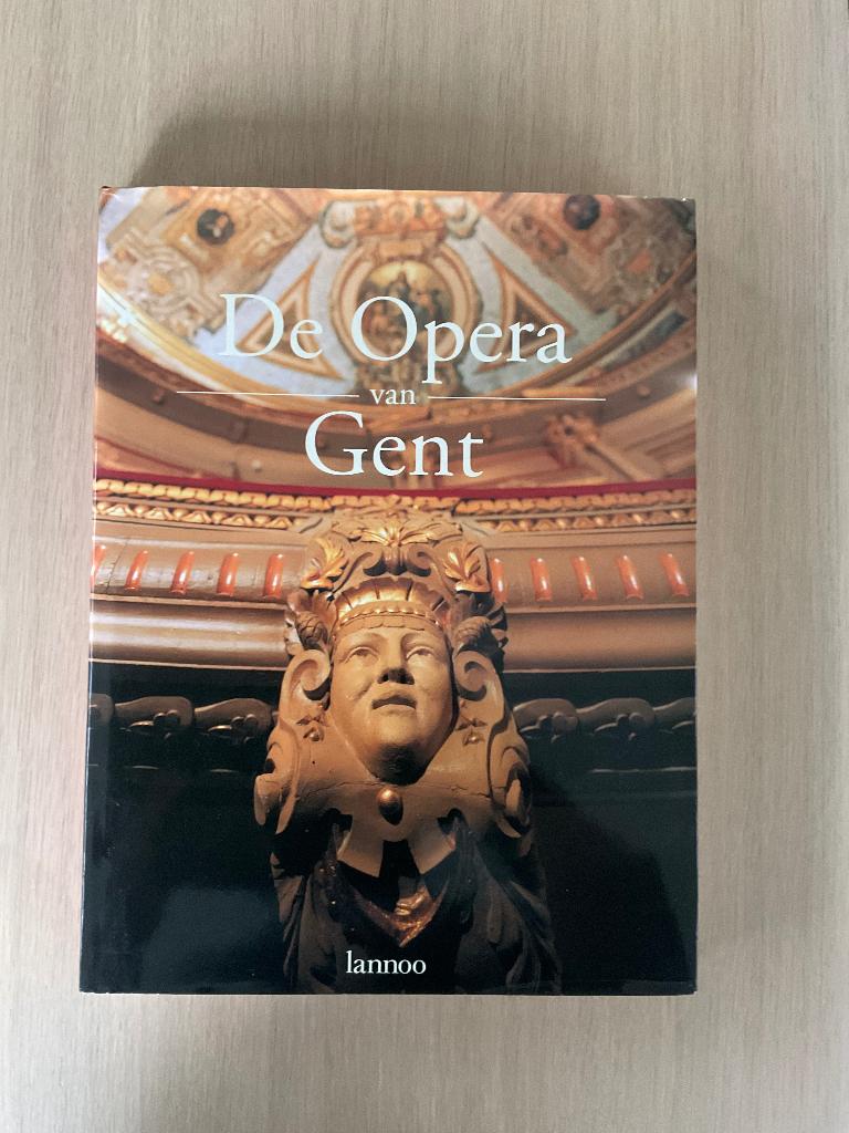 Boek DE OPERA VAN GENT + unieke documenten - Pierre Lootens, Boeken, Ophalen of Verzenden, Zo goed als nieuw