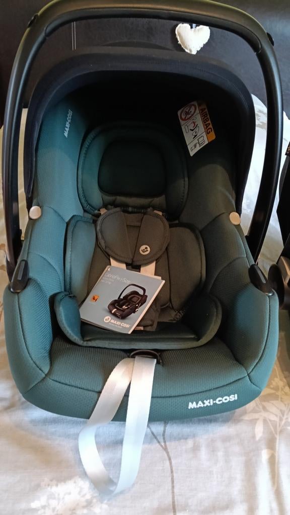 CabrioFix Maxi-Cosi, themakleur groen. Nieuwprijs €120!!!, Kinderen en Baby's, Ophalen, Zo goed als nieuw