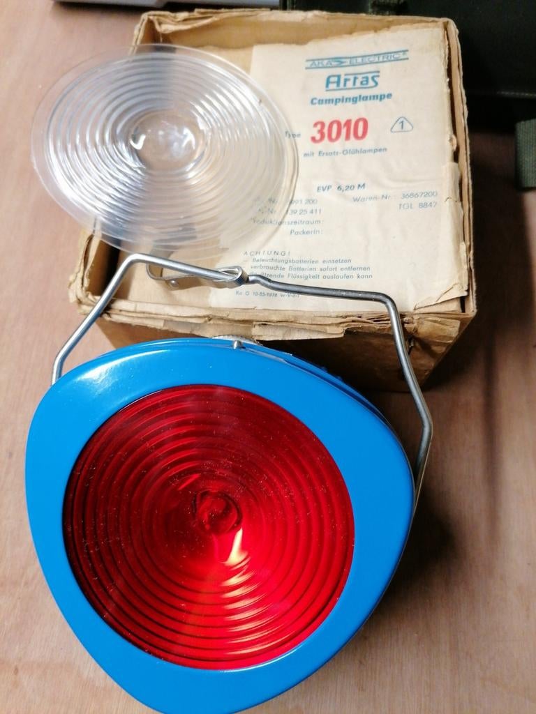 Vintage campinglamp, Caravans en Kamperen, Kampeeraccessoires, Ophalen of Verzenden, Zo goed als nieuw