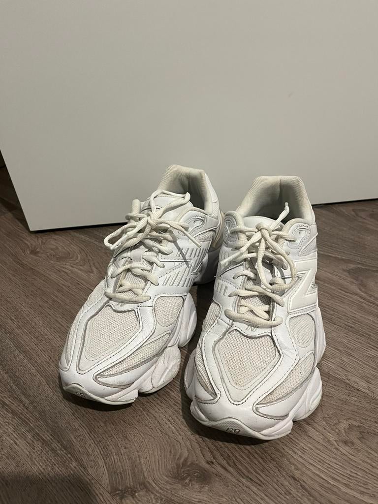 New Balance 9060 unisex 41,5 - gedragen, Ophalen, Gedragen, Wit