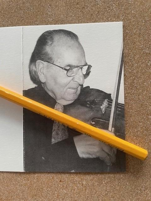 Violist OPERA GENT/Leraar VIOOL Veurne/Diksmuide/Poperinge, Verzamelen, Bidprentjes en Rouwkaarten, Ophalen of Verzenden, Bidprentje
