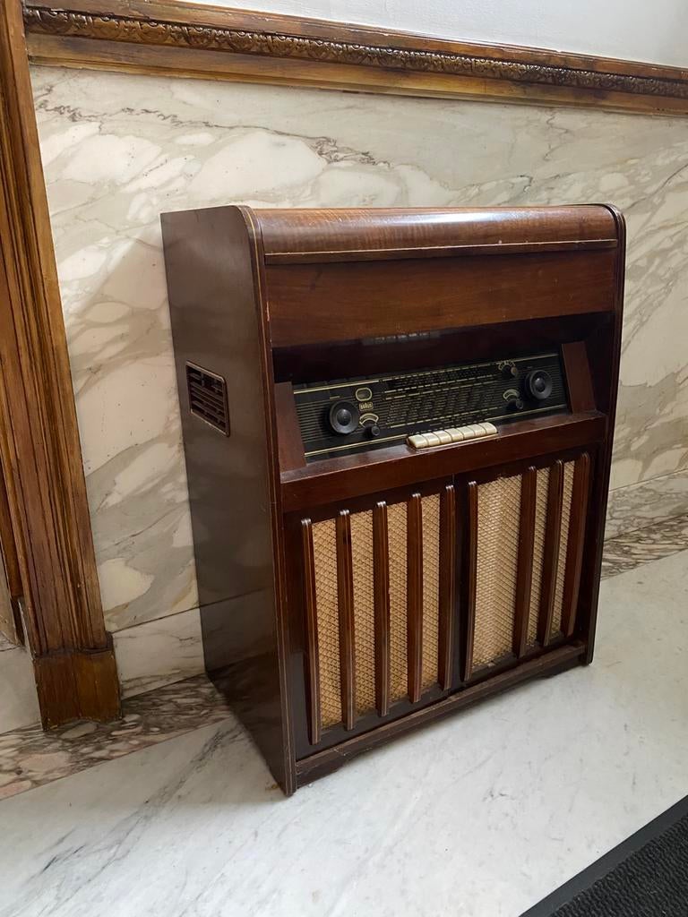 Ancienne Radio, Enlèvement