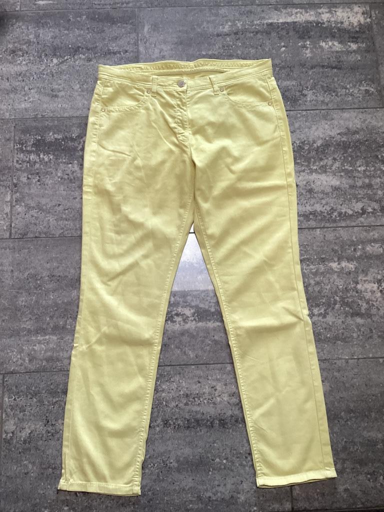 Broek Brax lichtgeel 42, Brax, Geel, Maat 42/44 (L), Ophalen of Verzenden