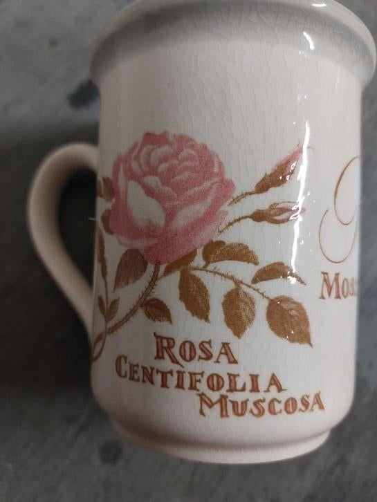 Mug made in England Roses, Maison & Meubles, Enlèvement ou Envoi